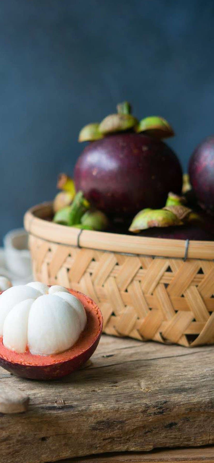 MANGOSTEEN 100%background image