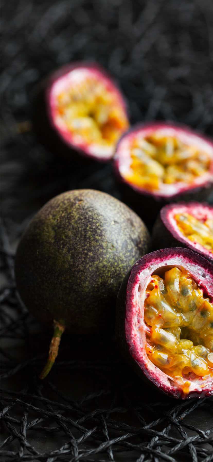 PASSION FRUIT 100%background image